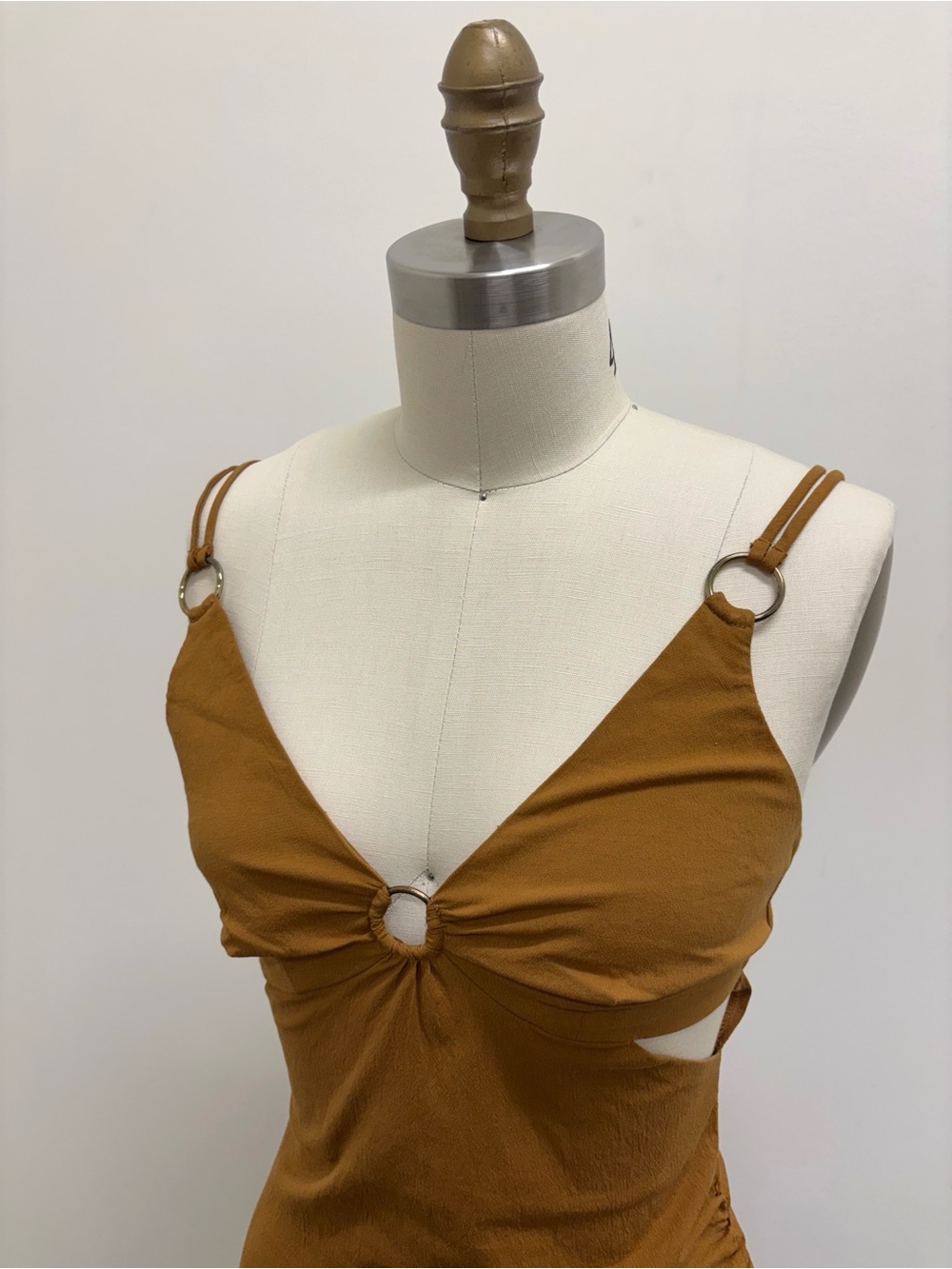 ZARA Cutouts Brown Ring Detail Mini Dress - Picture 4 of 6